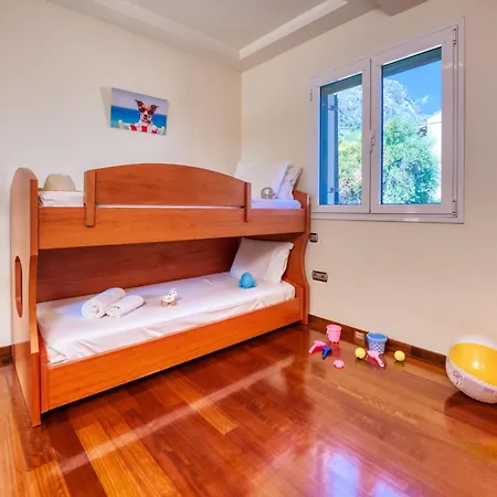 Villa Aeolos Mparmpati